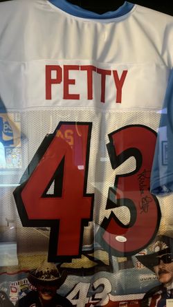 “Richard Petty” Signed Jersey