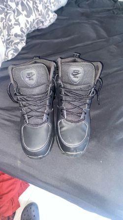 nike boots