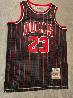 Michael Jordan Chicago Bulls jersey size L