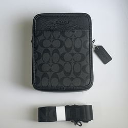 COACH CROSSOVER BAG