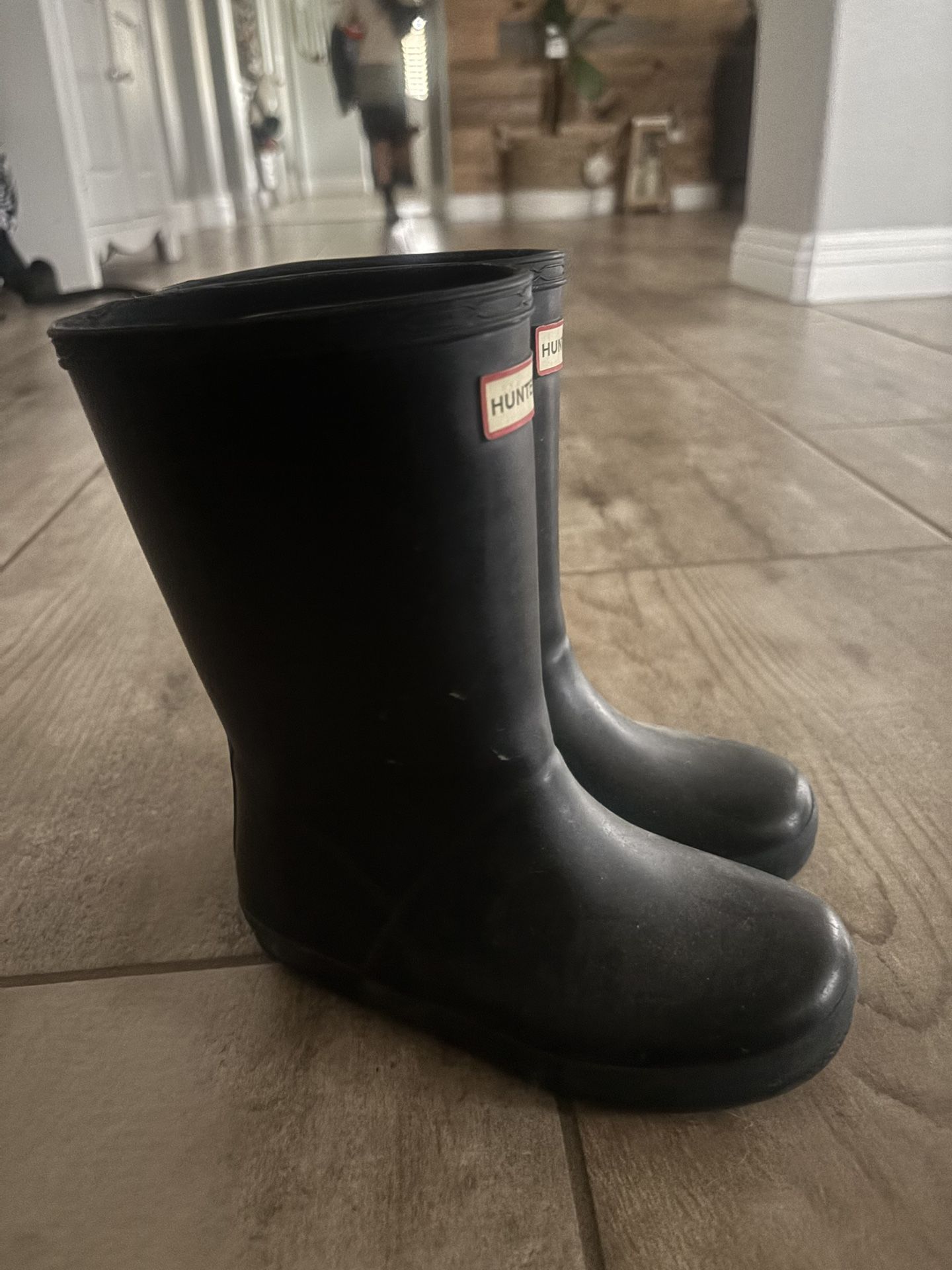 Bots Size 10 Rain Boots 
