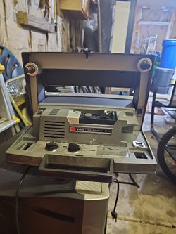 Kodak Instamatic M80 Projector