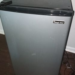 Mini Refrigerator 
