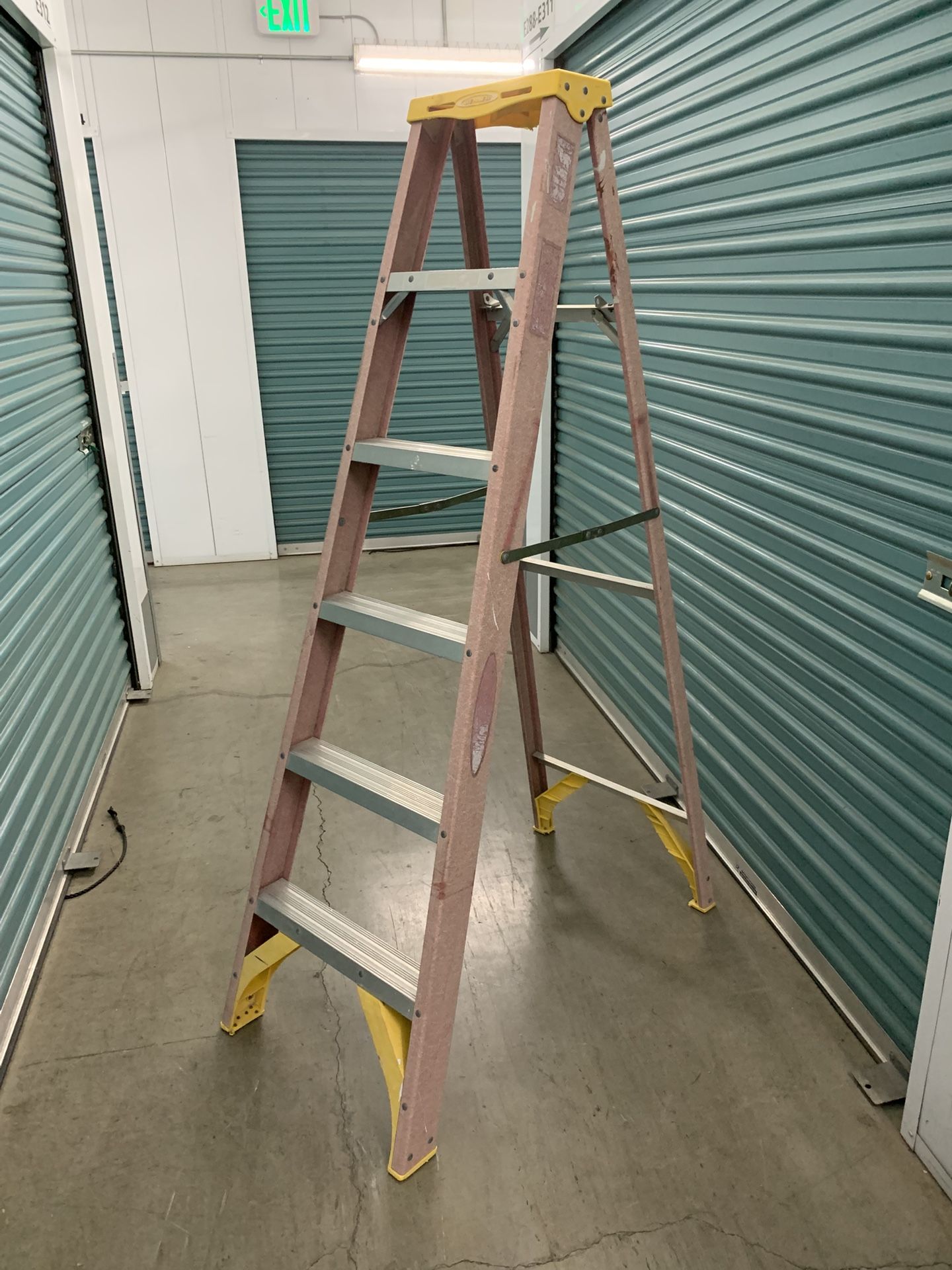 Fiberglass Ladder