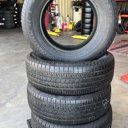 275/65/18 YOKOHAMA USED TIRE FOR SALE VERY GOOD CONDITION