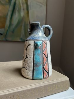 Small Handcrafted Vase ( firm on price )