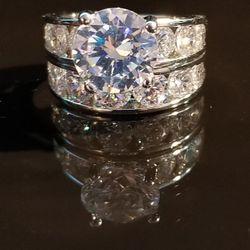 Gorgeous Women's round Cut Wedding Engagement Promises Ring Size 6.0