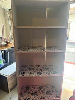 Bookcase with Floral Shelf Liners