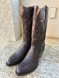Lucchese size 11