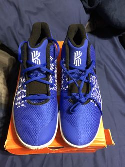 Kyries / Nike Sneakers