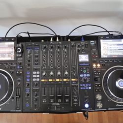 CDJ-3000