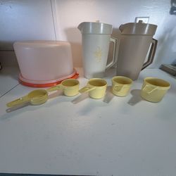 Ancien pichet Tupperware  VTG Tupperware Cake Carrier Round Tupperware Vintage 