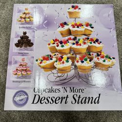 Wilton Cupcake / Dessert Stand