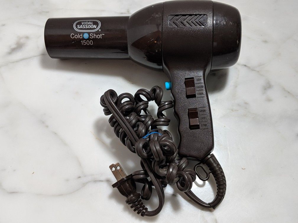 Hot Tool Helix Hair Dryer for Sale in San Diego, CA - OfferUp
