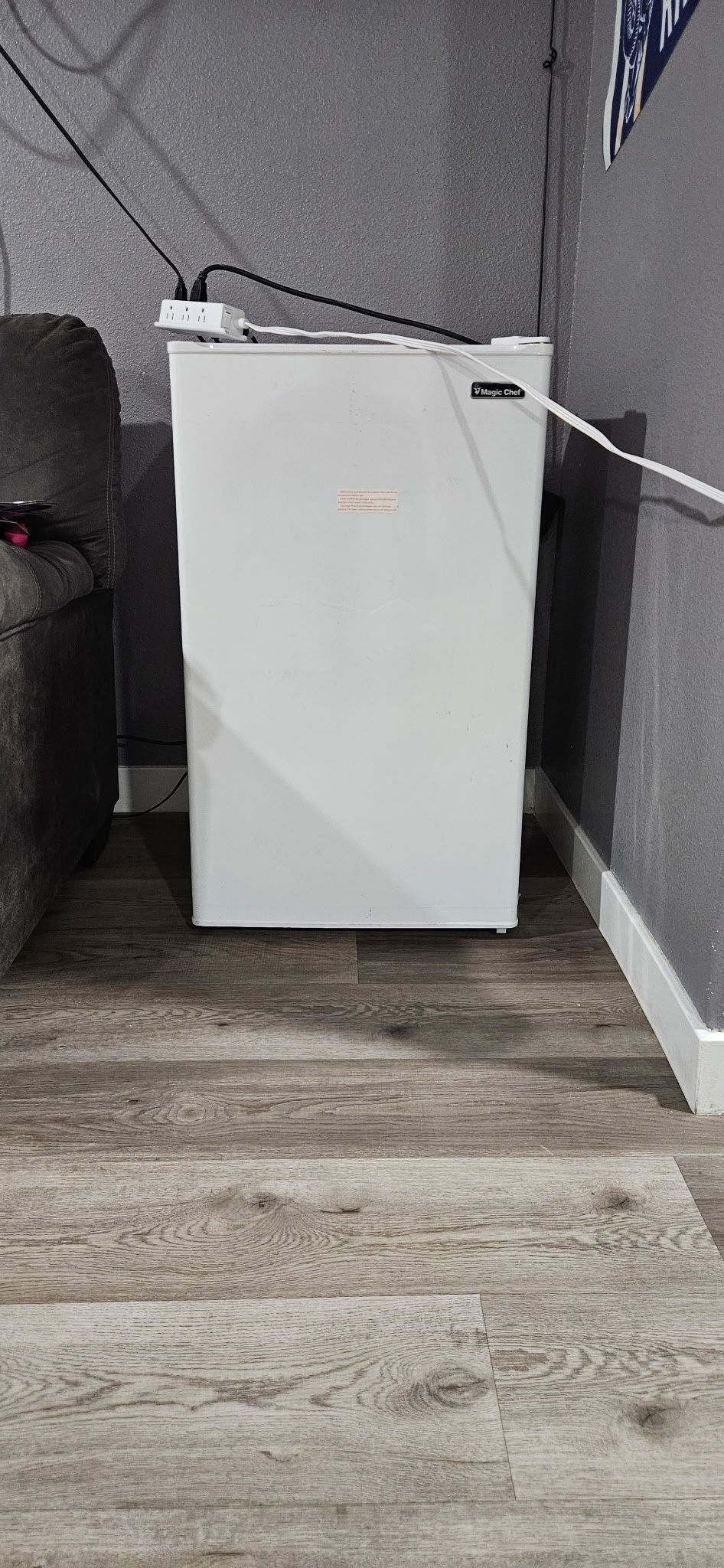 Mini fridge