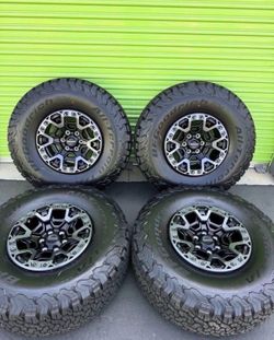 Ford Raptor R Factory Wheels Tires