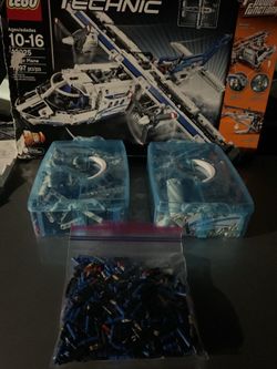 LEGO Technic Cargo Plane 42025 COMPLETE w/ Instructions + Power Functions