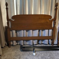 Ethan Allen Heritage Collection Queen Bed Frame with Acorn Posts, Queen/full Bed Farm 