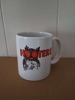 Hooters Mug