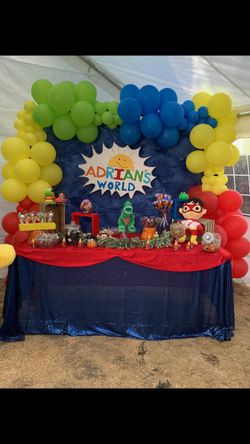 WE DECORATE YOUR PARTY