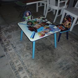 Kids Table