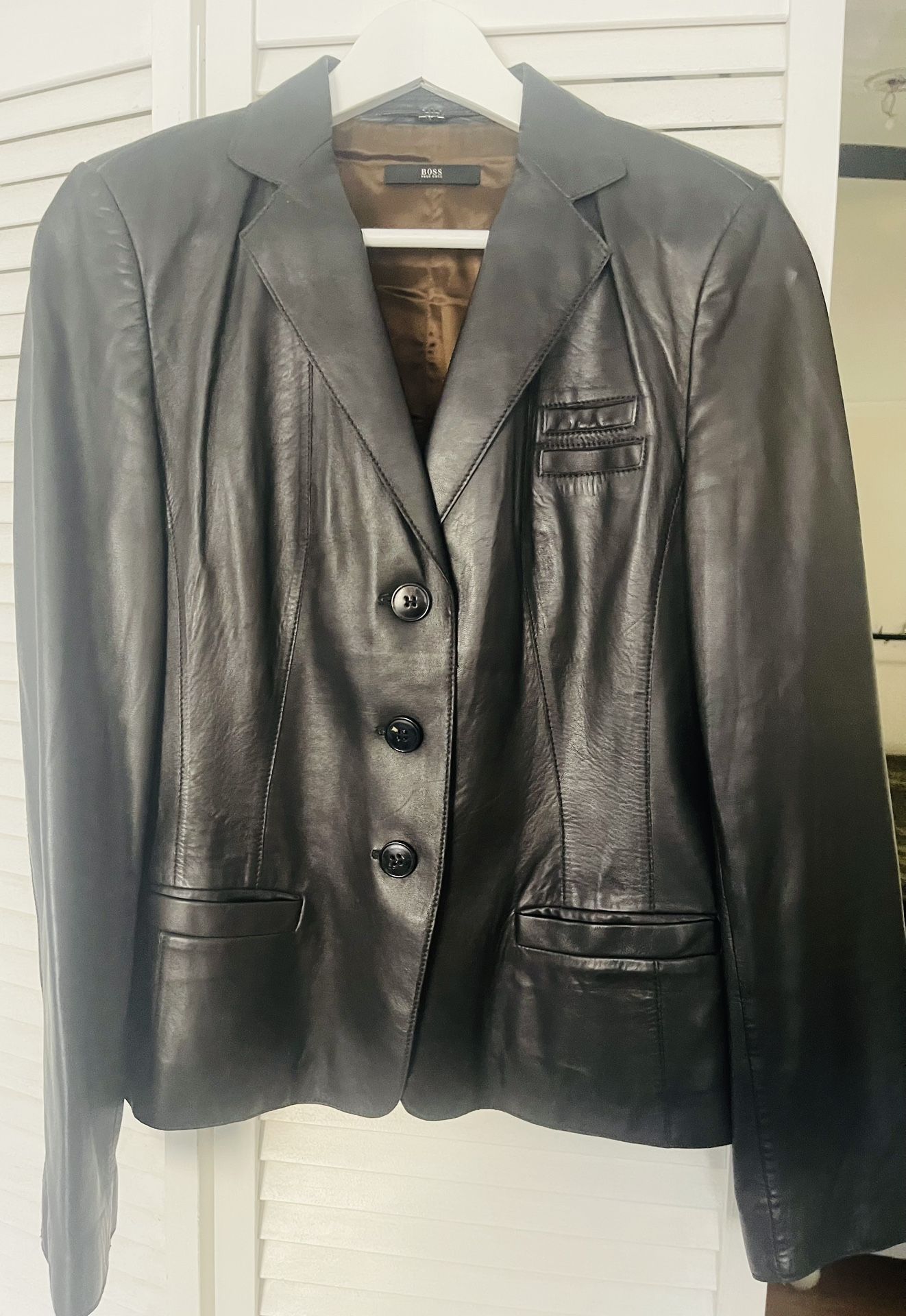 Hugo Boss Women’s Brown Leather blazer  Size 6