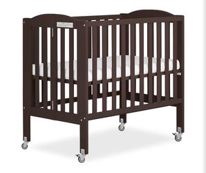 New In Box! Dream In Me Portable Mini Crib W/Mattress Pad $120 (#1249)