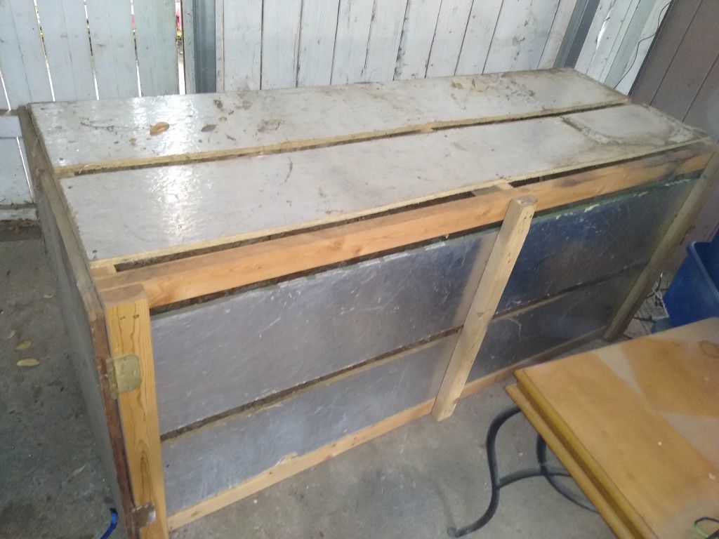Dog kennel or animal cage made of wood