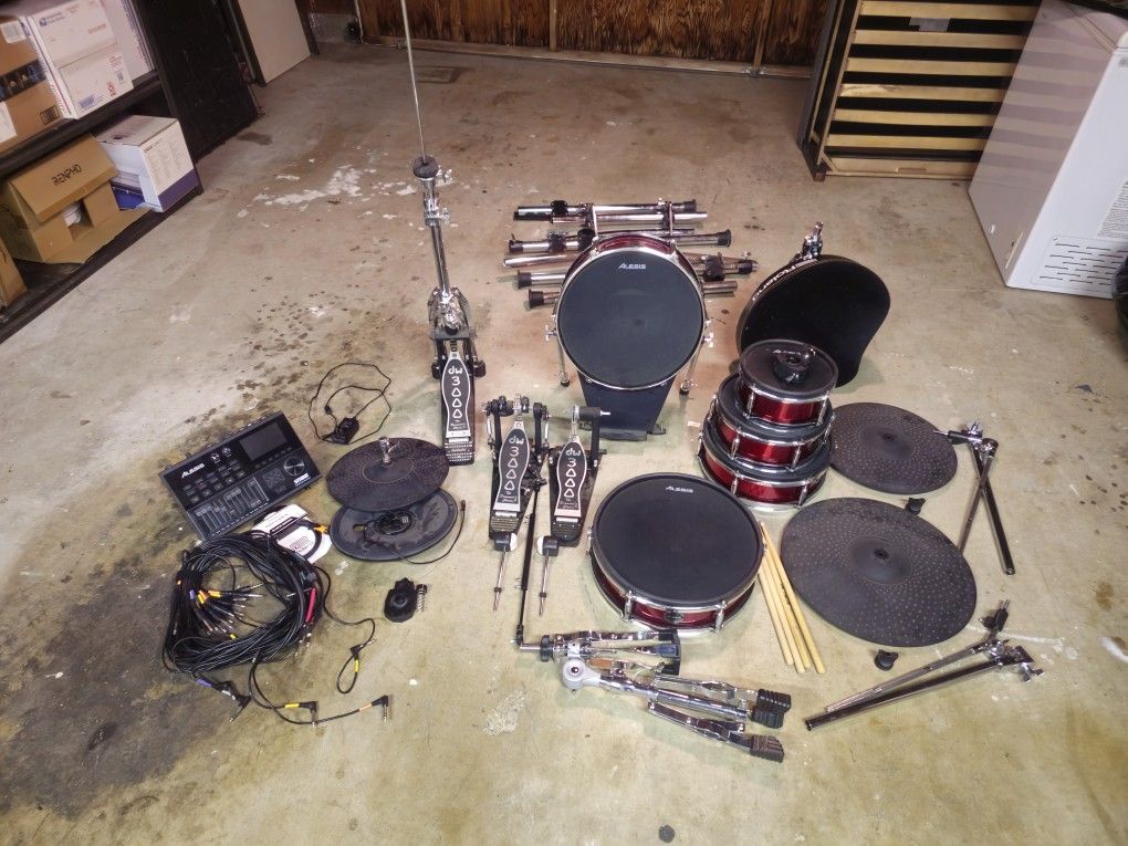 Alesis Strike Kit 5-piece Electric Drums