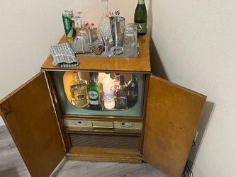 1954 Packard Bell Vintage TV Console - Perfect For Rollaway Bar