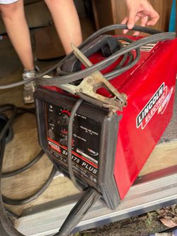 Lincoln electric SP- 175plus welding machine