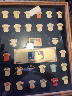 Baseball Pins Limited Edition Num 877 OUT Of 10,00 Made