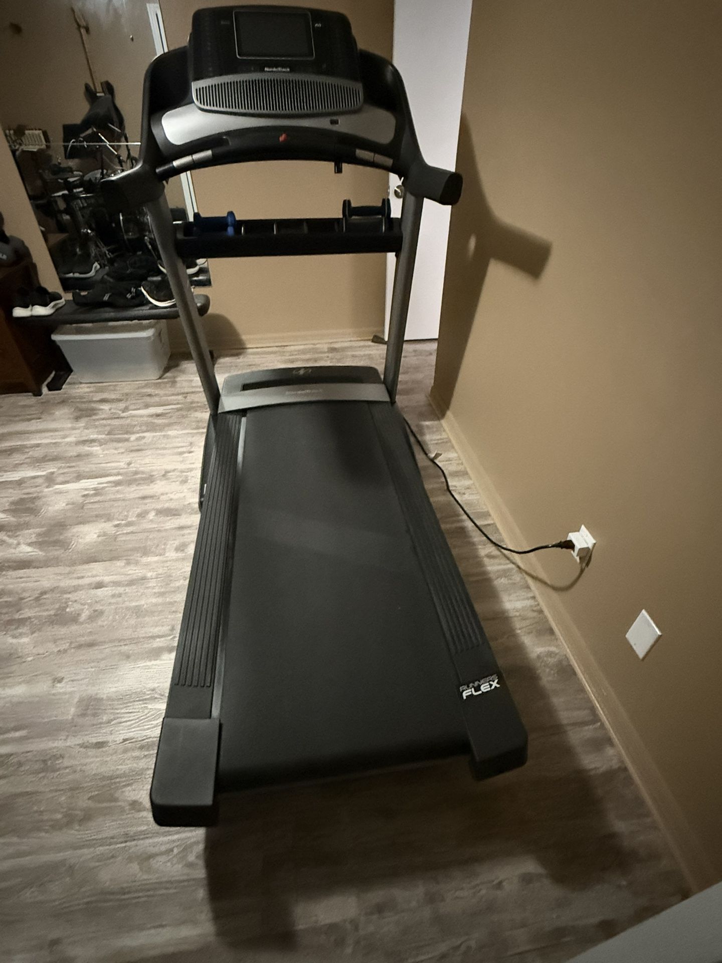 Treadmill Nordic Track Commercial 1750