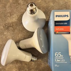 8 Dimmable LED Light Bulbs