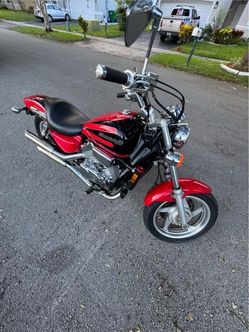 Honda magna