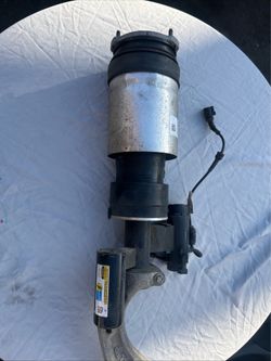 Tesla Model X Air shock 16-20 in good shape