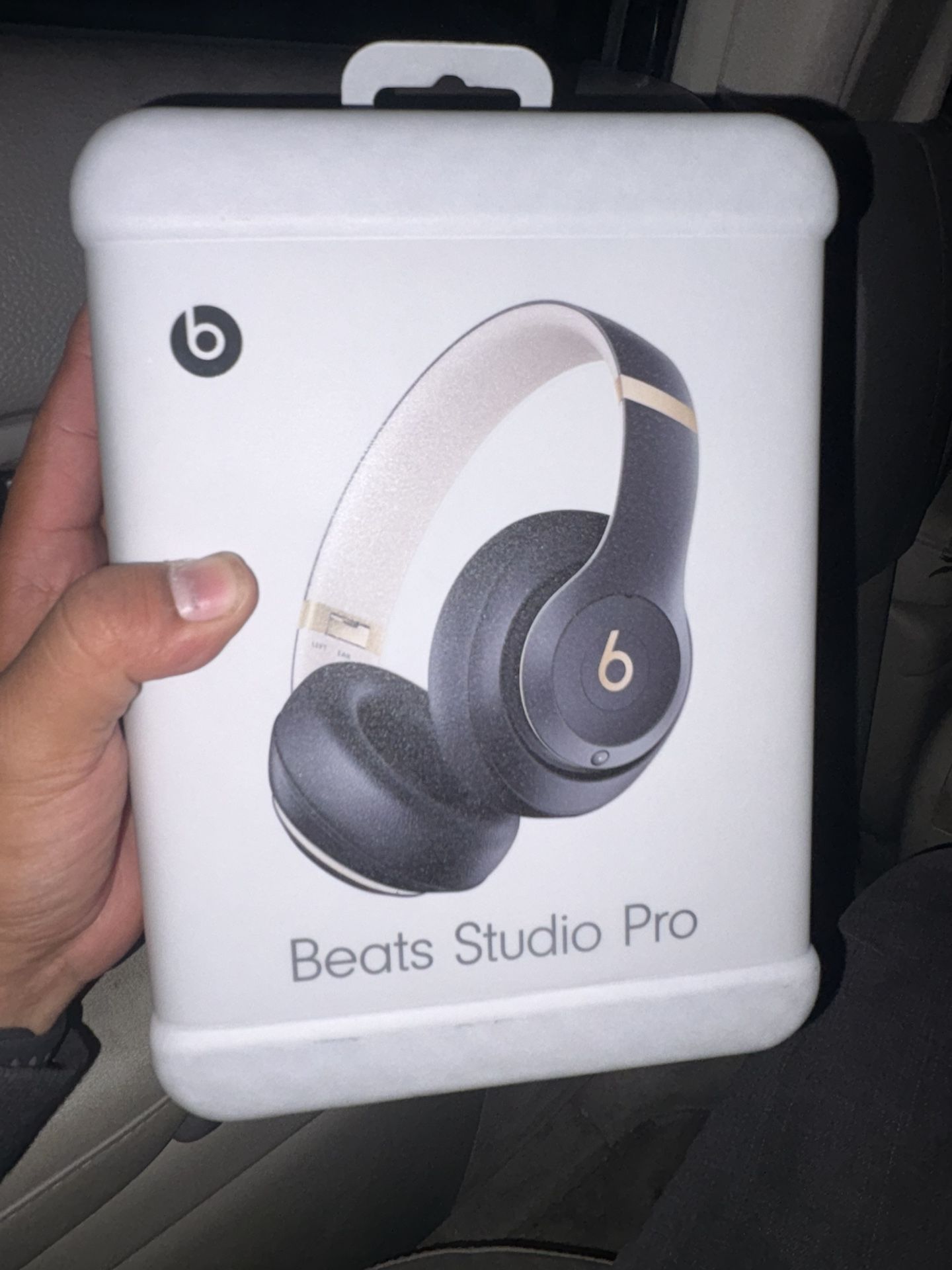 Beats Studio Pro