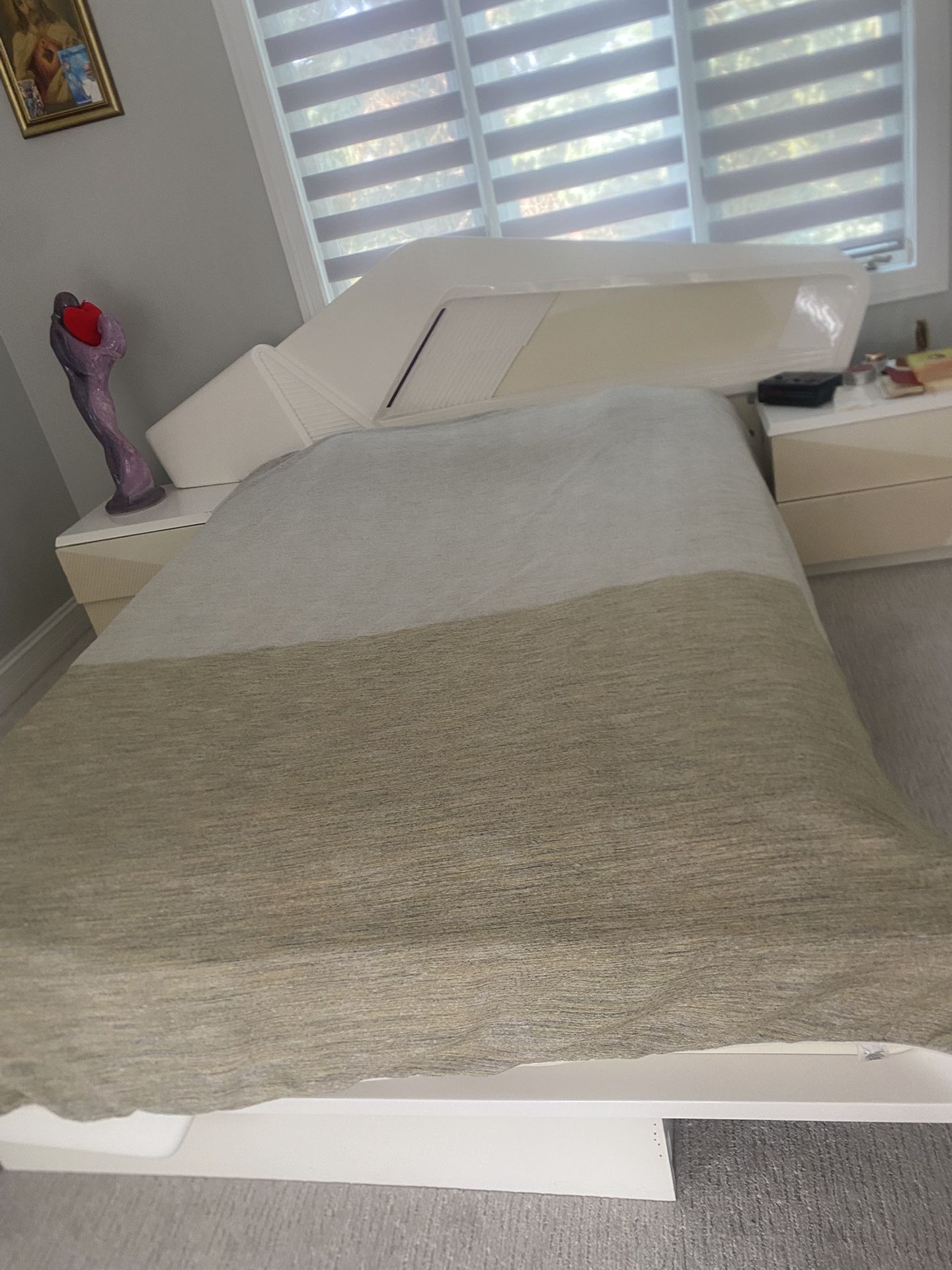 Solid Wood Italian Bedroom Set- Headboard With Mattress Size Queen , 2 Night Stand And Dresser