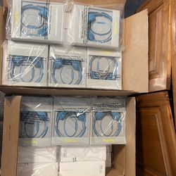 54 Brand New Heyday headphones - Target wholesale!