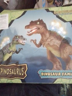 SPINOSAURUS Dinosaur Family(Realistic Dinosaur Sounds)
