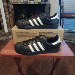 Adidas Shell Toe Size 11