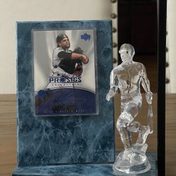 2004 Upper Deck Diamond Collection Pro Sigs & blue wood Acrylic Desk Top