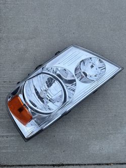 F150 Right Passenger Headlight