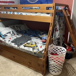 Solid Wood Bunk Bed