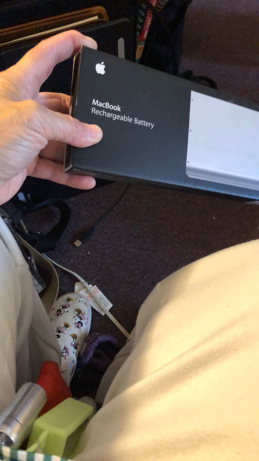 MacBook rechargeable battery