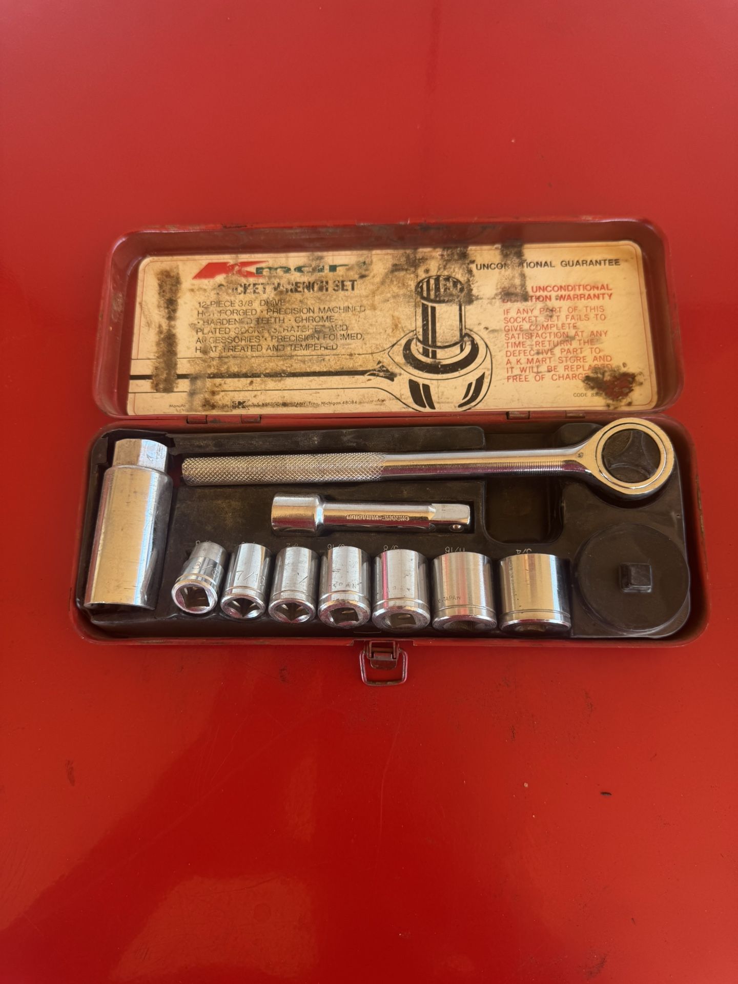 Vintage Ratchet Socket Set