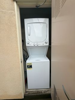 GE Stacked Washer Dryer Unit
