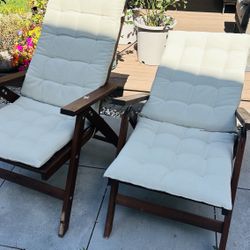 Set of 2 Adjustable Wooden Patio Lounge Chairs with Cushions