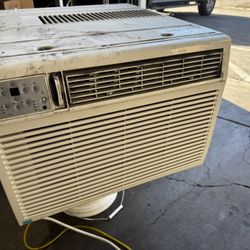 Artic King Window Air Conditioner 