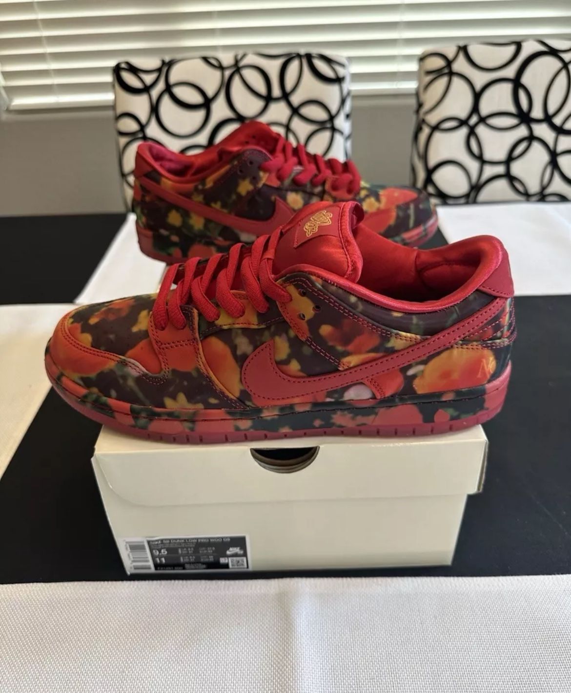 Nike SB Dunk Low Wizard Of Oz Poppy Field